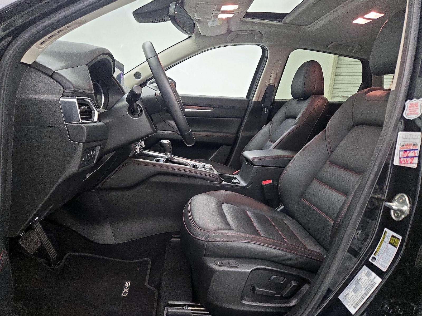 2025 Mazda CX-5 S Preferred package - Photo 12
