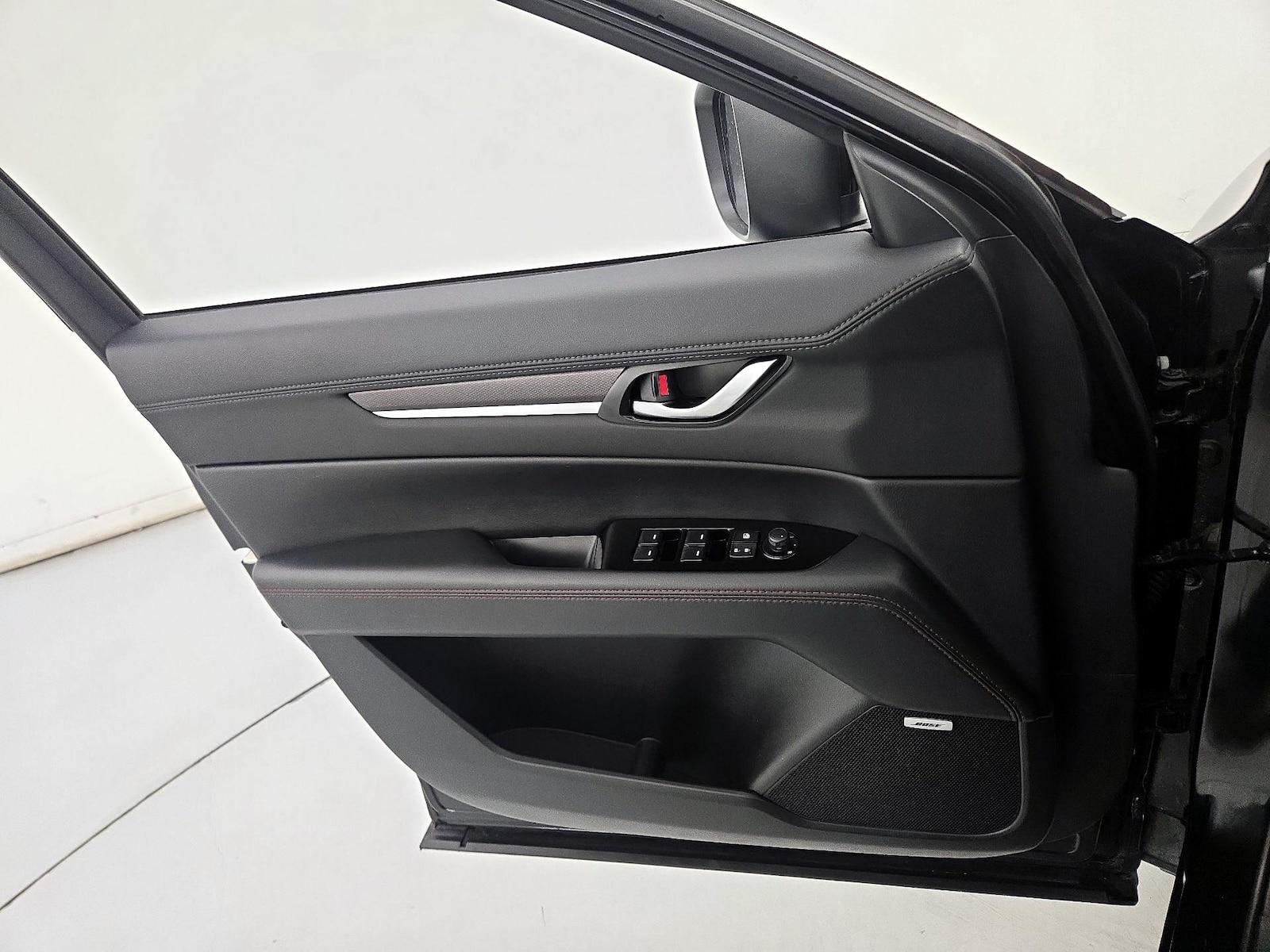 2025 Mazda CX-5 S Preferred package - Photo 13