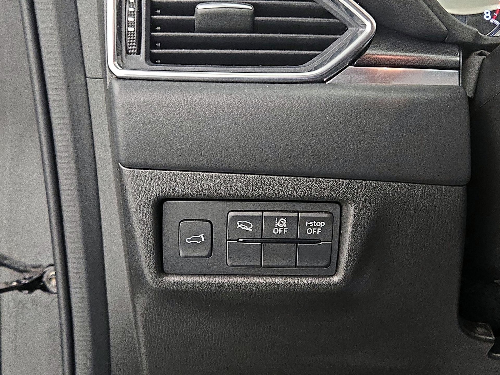 2025 Mazda CX-5 S Preferred package - Photo 14