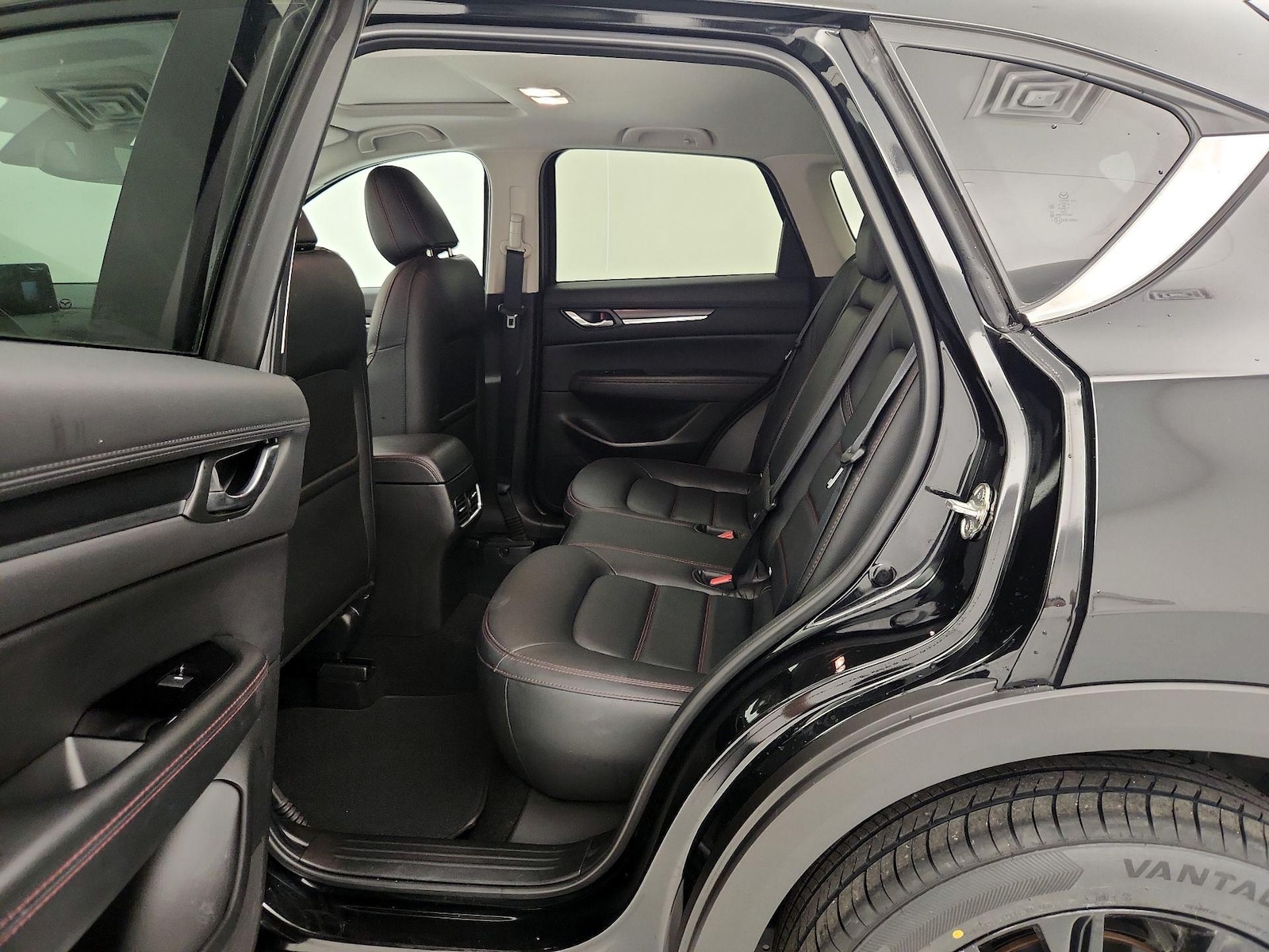 2025 Mazda CX-5 S Carbon Edition - Photo 21