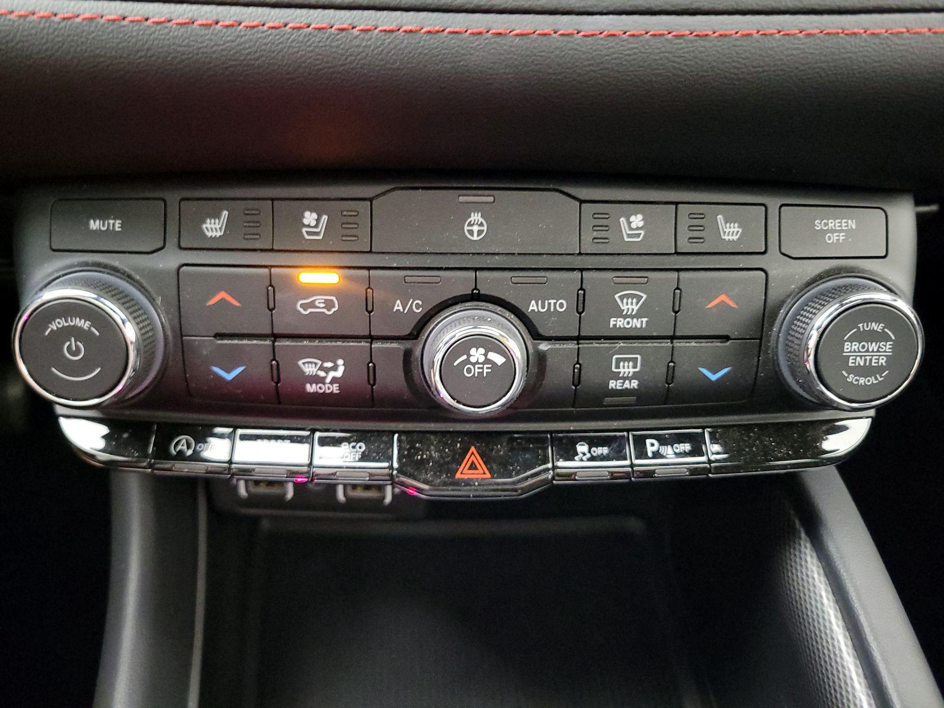 Thumbnail: 2023 Dodge Durango - 17