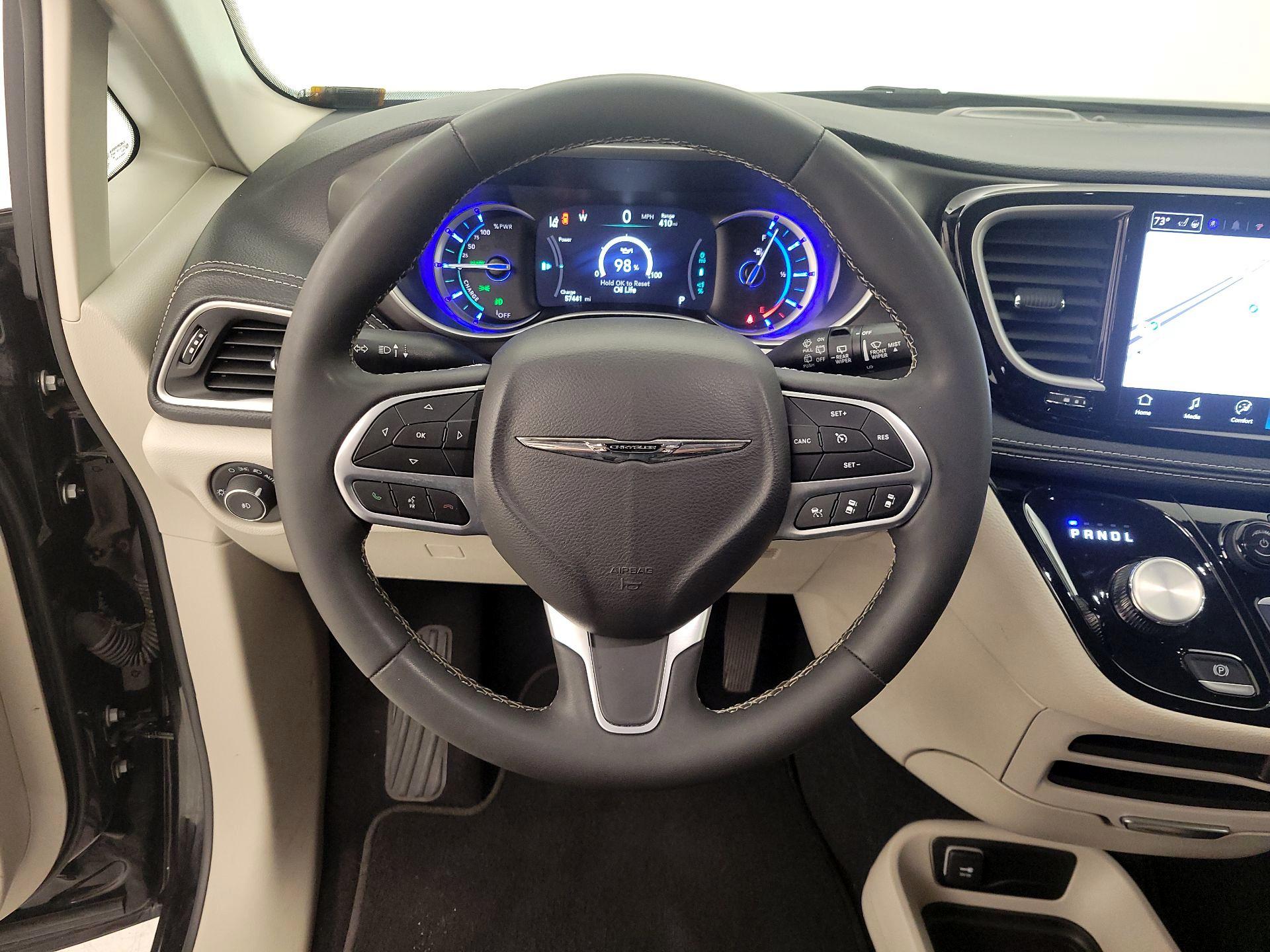 Thumbnail: 2024 Chrysler Pacifica - 10