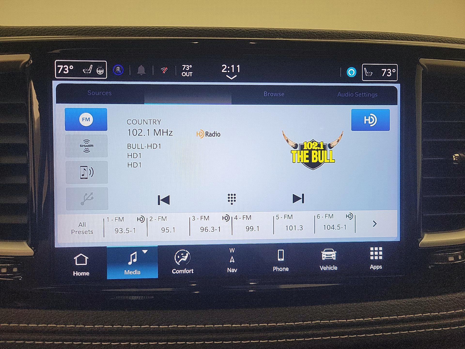 Thumbnail: 2024 Chrysler Pacifica - 16