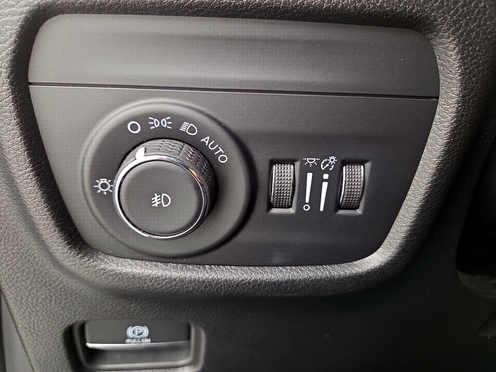 2023 Jeep Grand Cherokee Limited - Photo 14