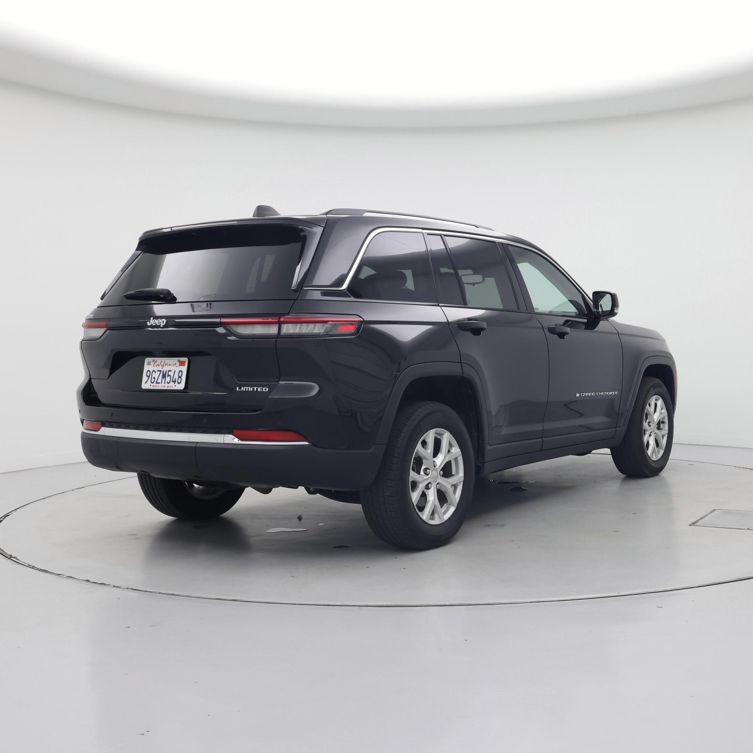 Thumbnail: 2023 Jeep Grand Cherokee - 8