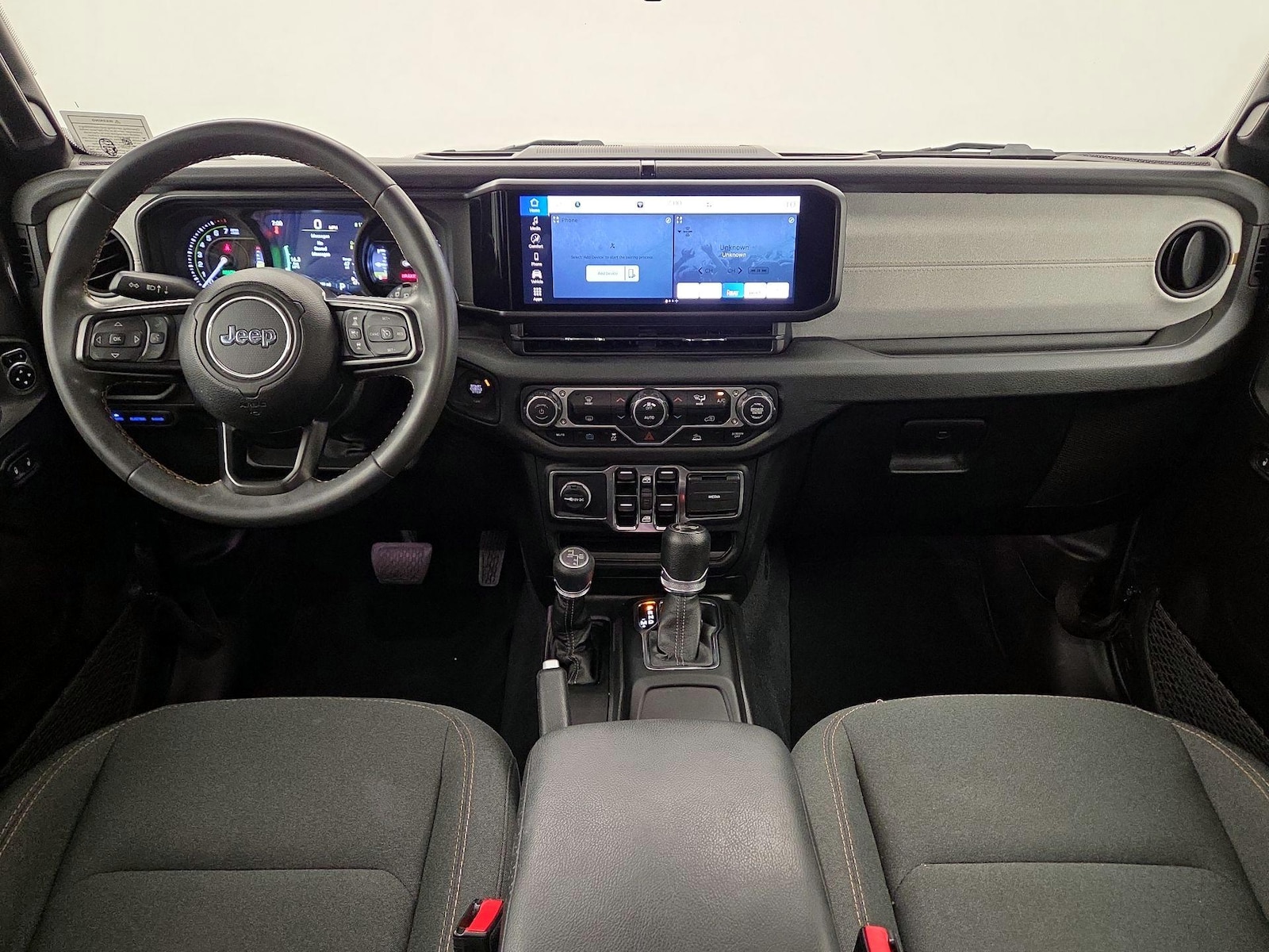 Apple CarPlay® & Android Auto™