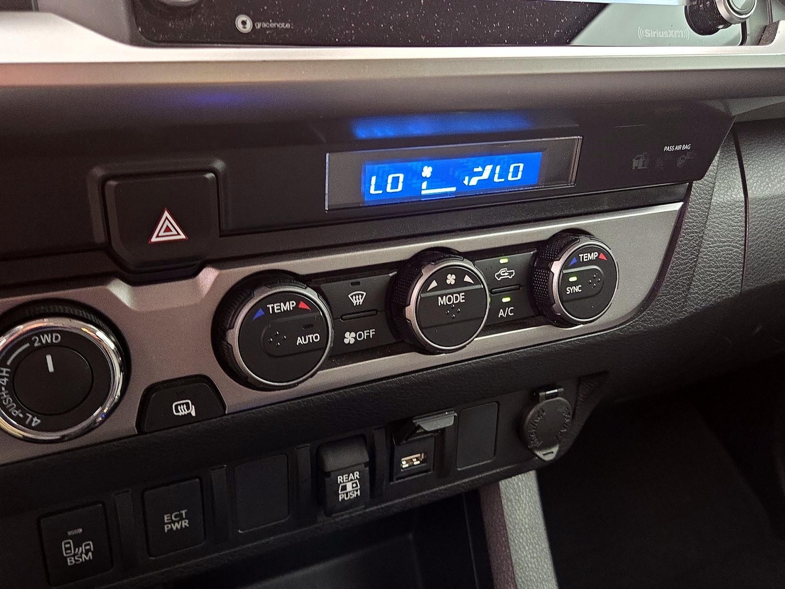 2023 Toyota Tacoma SR5 - Photo 17