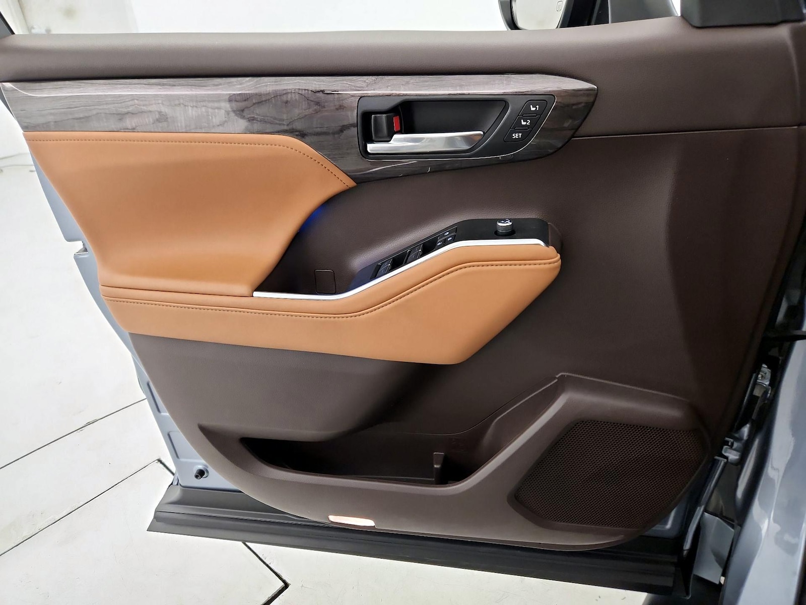 2020 Toyota Highlander Platinum - Photo 13