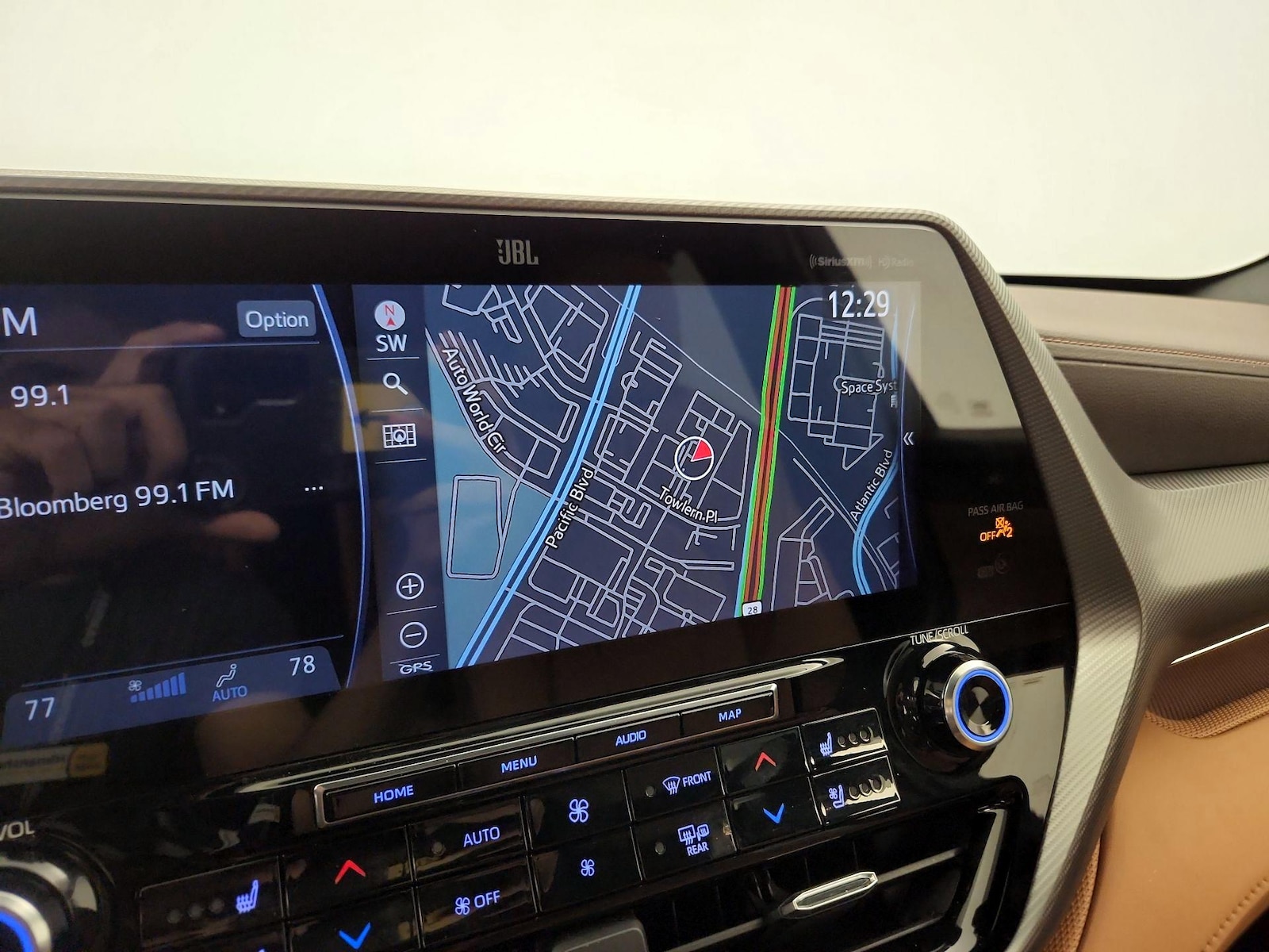 2020 Toyota Highlander Platinum - Photo 15