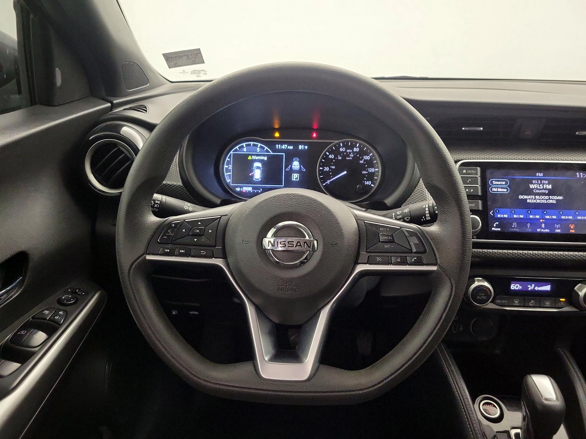 Thumbnail: 2019 Nissan Kicks - 10