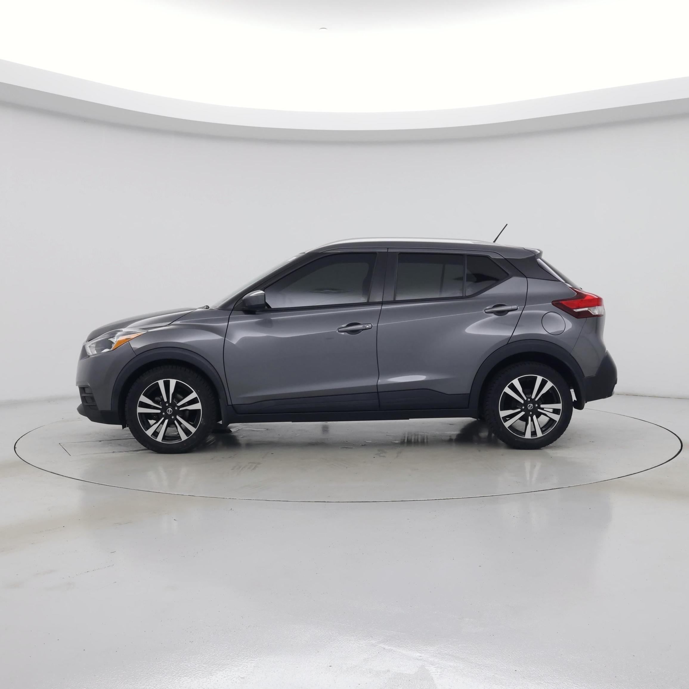 Thumbnail: 2019 Nissan Kicks - 3
