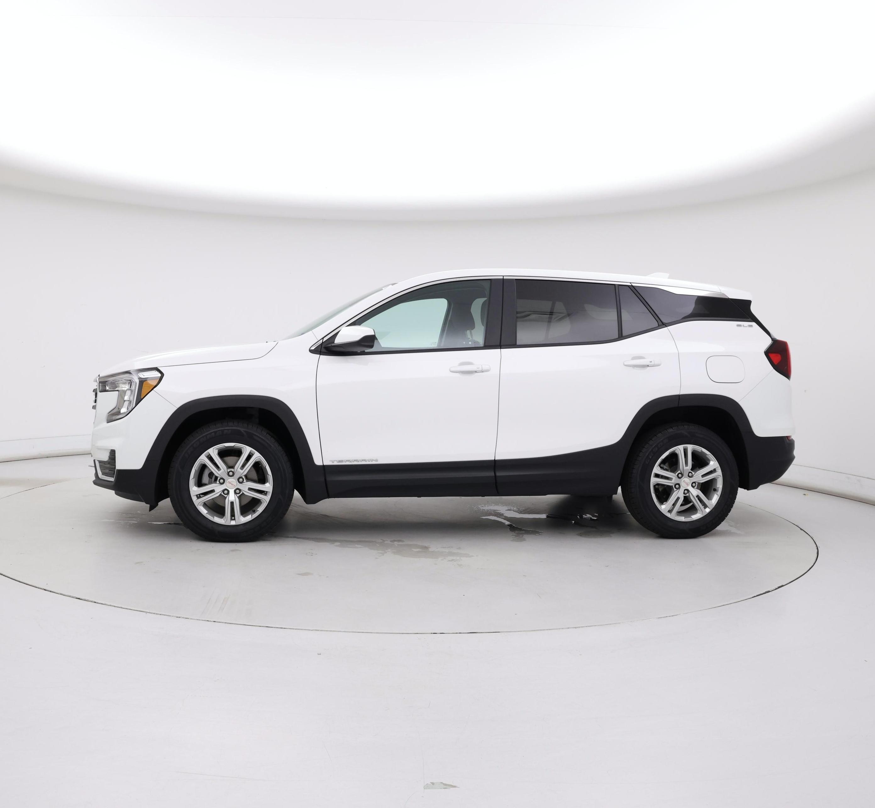 Thumbnail: 2024 GMC Terrain - 3