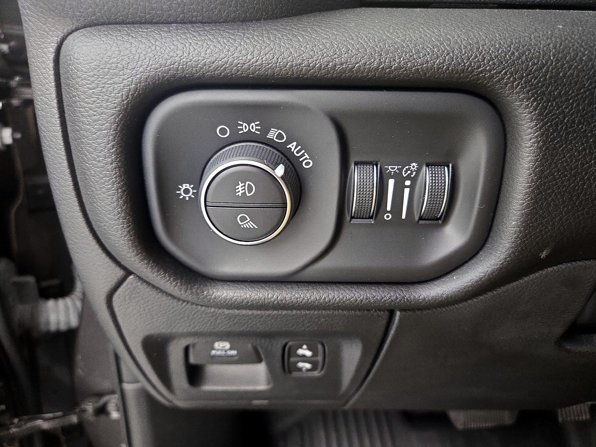 Thumbnail: 2024 RAM 1500 - 13