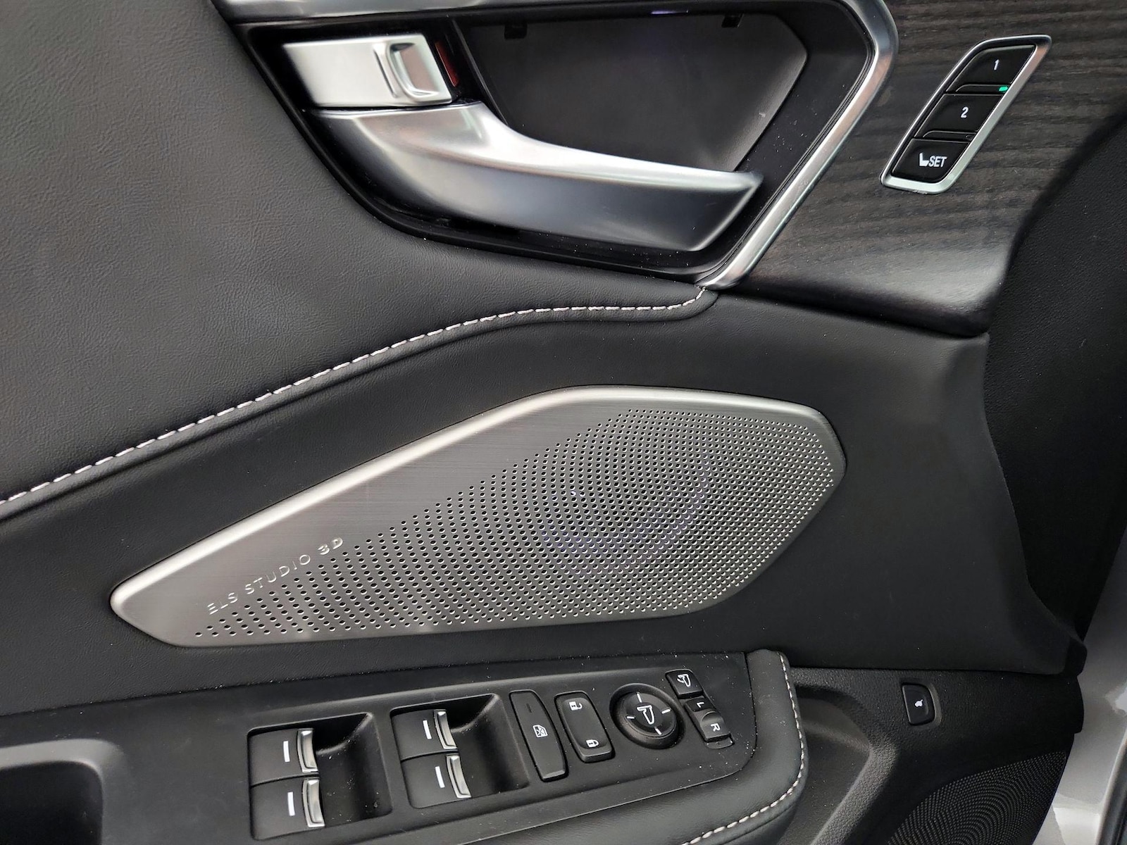 2025 Acura RDX Advance Package - Photo 13