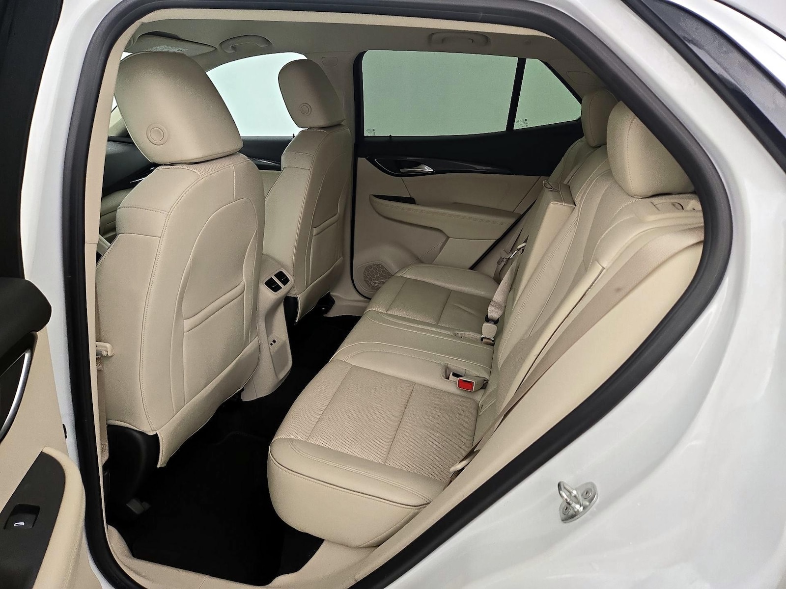 2021 Buick Envision Essence - Photo 21