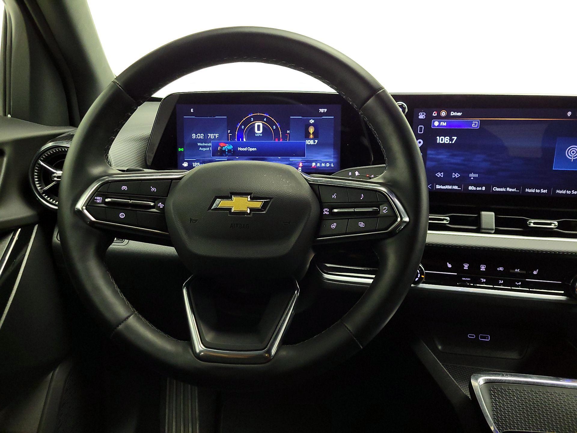 Thumbnail: 2026 Chevrolet Equinox - 10