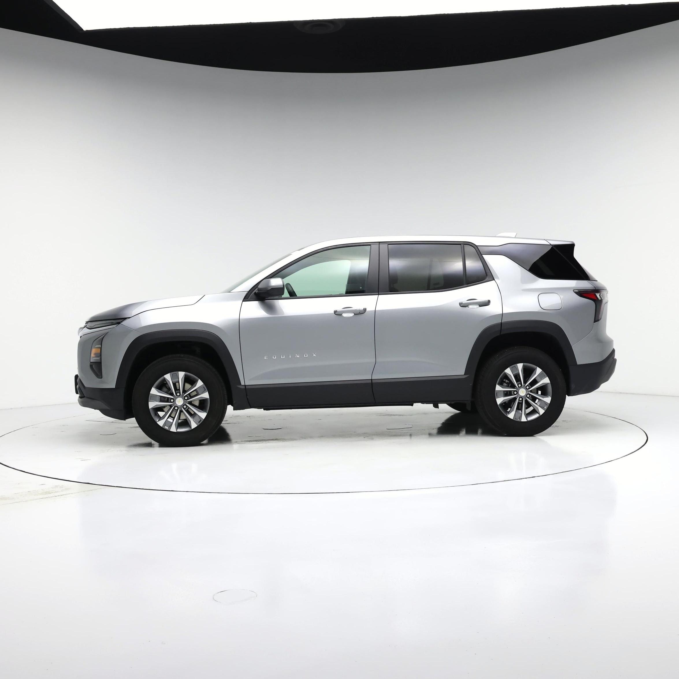 Thumbnail: 2026 Chevrolet Equinox - 3
