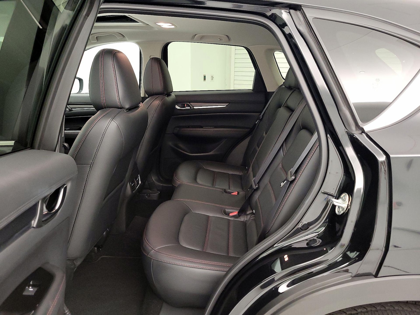 2025 Mazda CX-5 S Carbon Edition - Photo 21