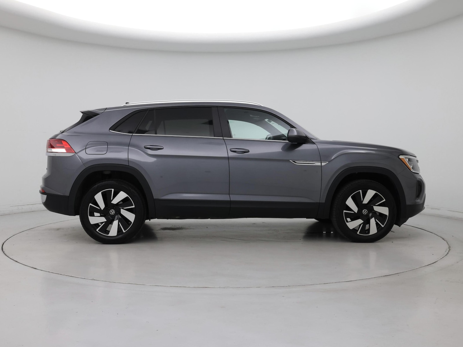 2025 Volkswagen Atlas Cross Sport SE w/Tech - Photo 8