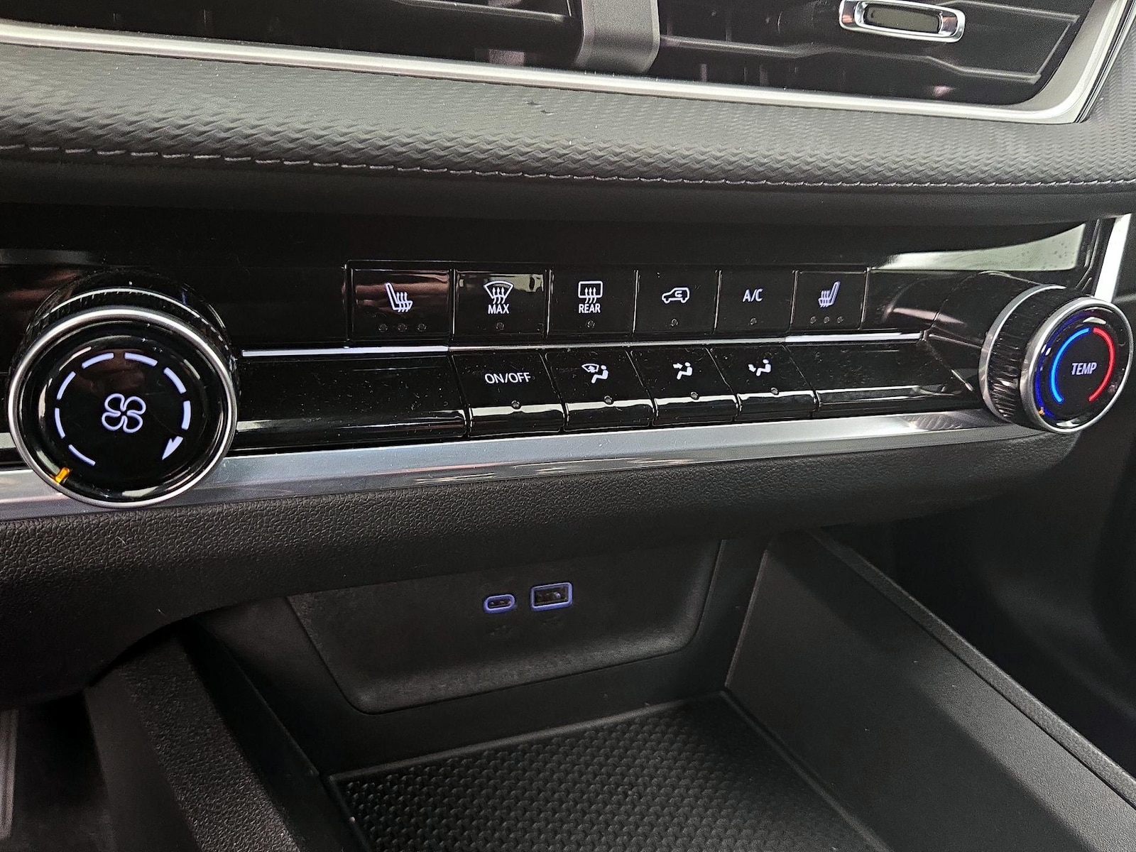2026 Chevrolet Equinox LT - Photo 18