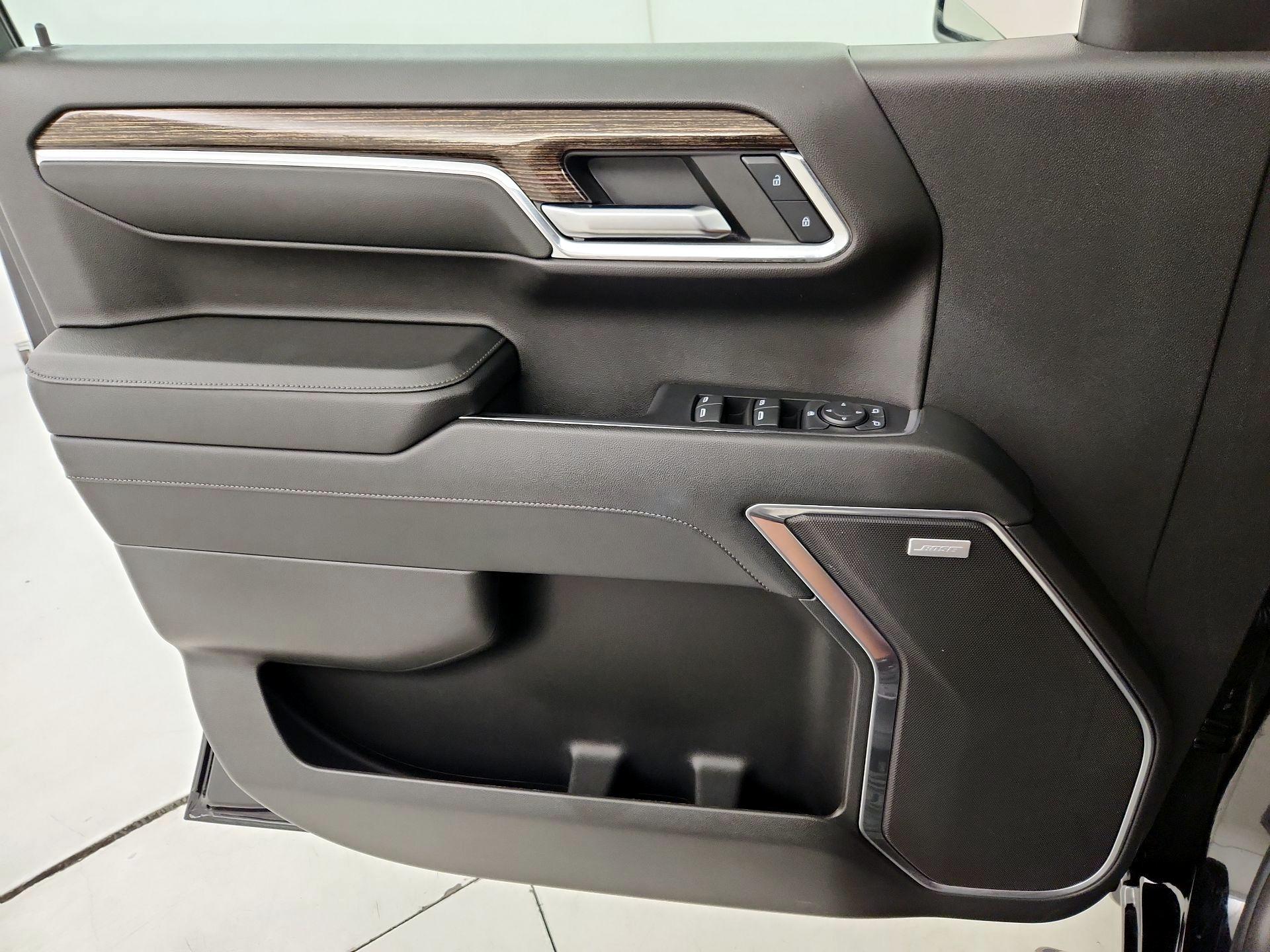 Thumbnail: 2024 GMC Sierra 1500 - 12