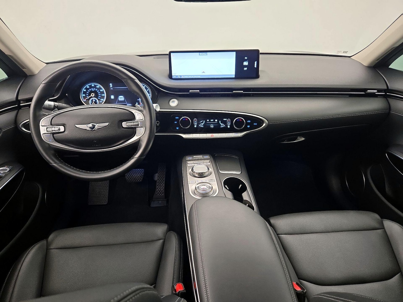 2025 GENESIS GV70 Standard - Photo 10