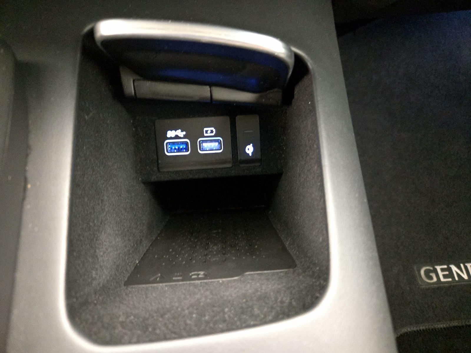 2025 GENESIS GV70 Standard - Photo 20
