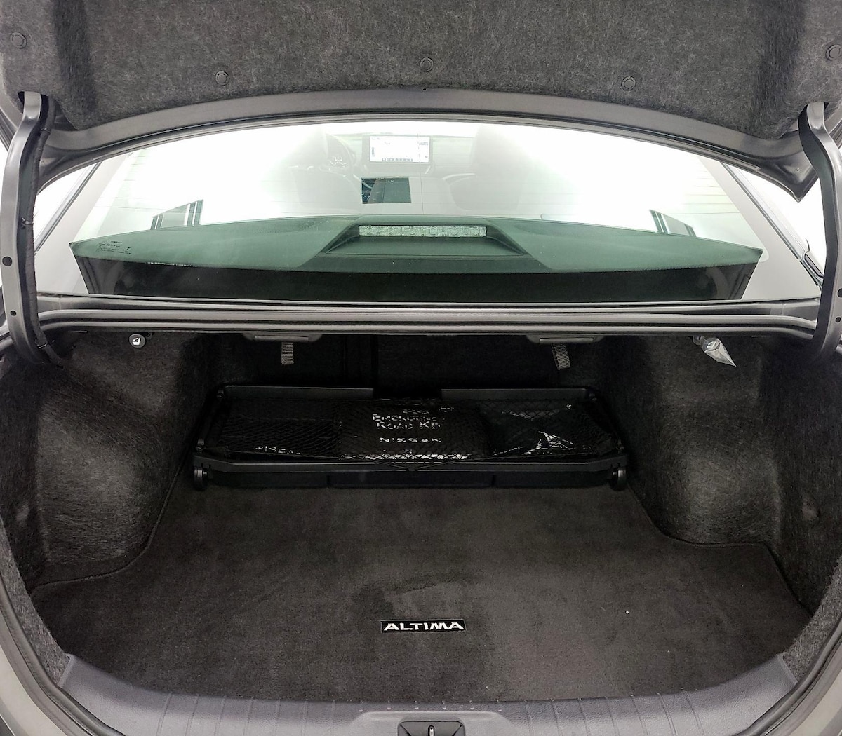 Trunk/Cargo (Seats Up)
