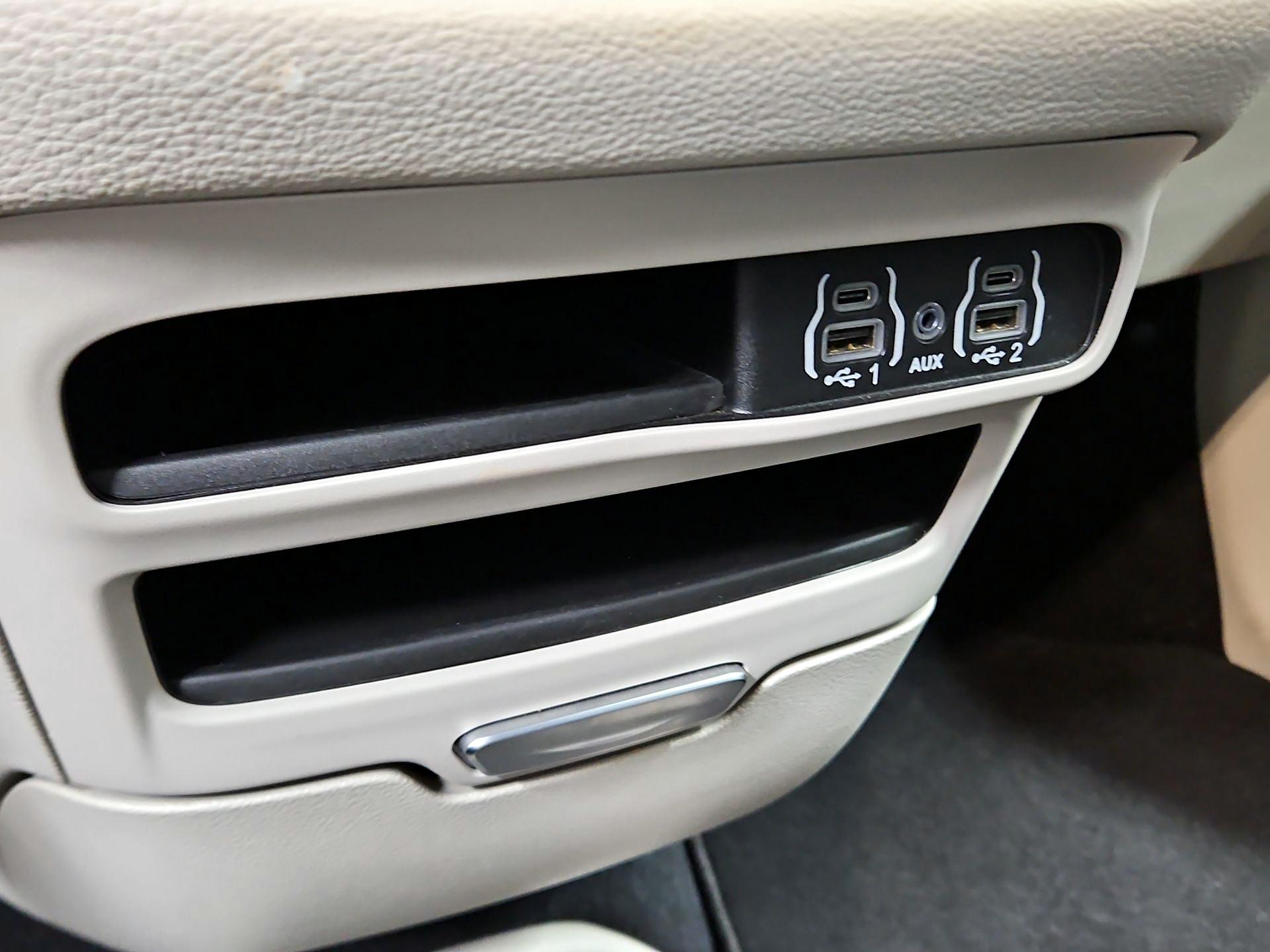 Thumbnail: 2024 Chrysler Pacifica - 19