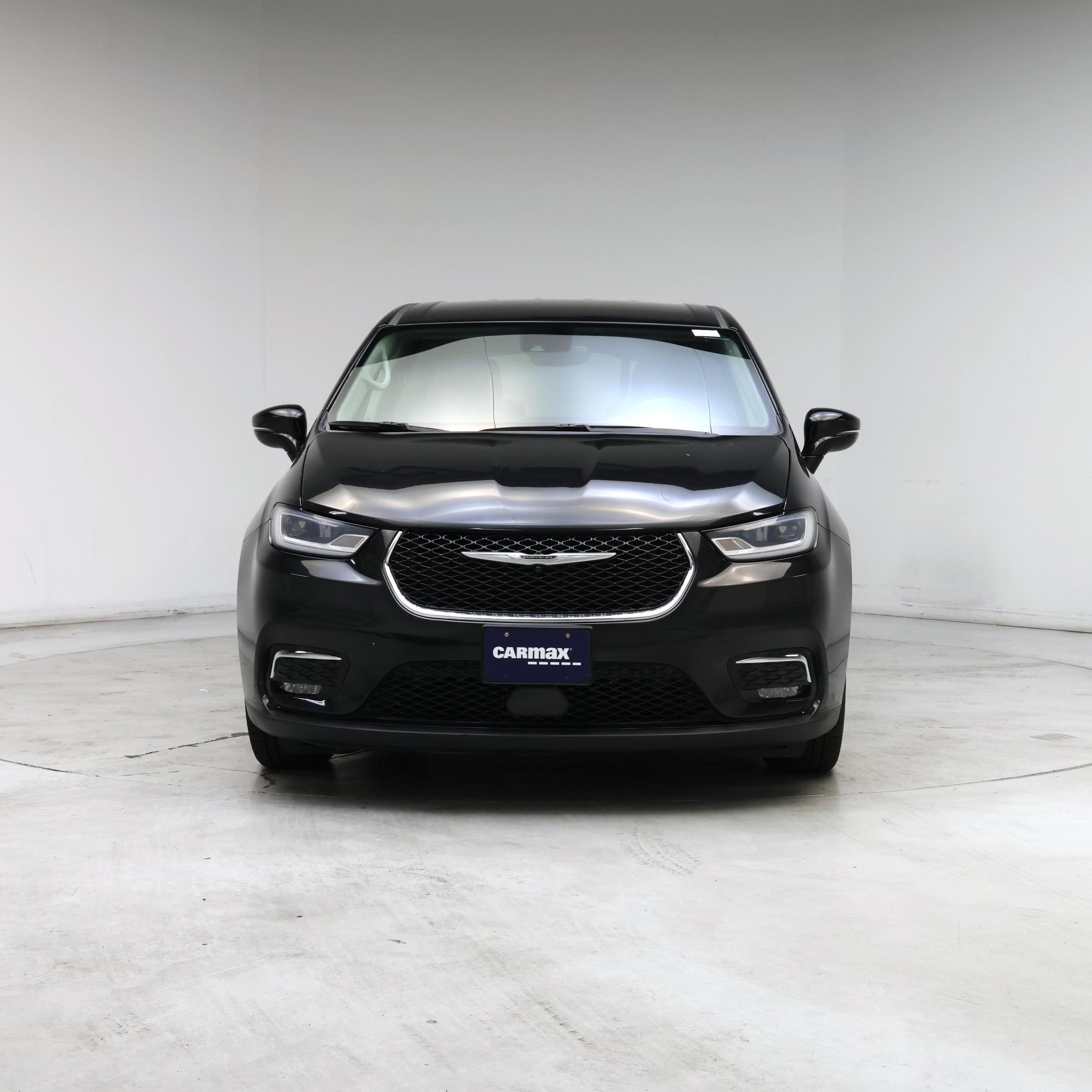 Thumbnail: 2024 Chrysler Pacifica - 5