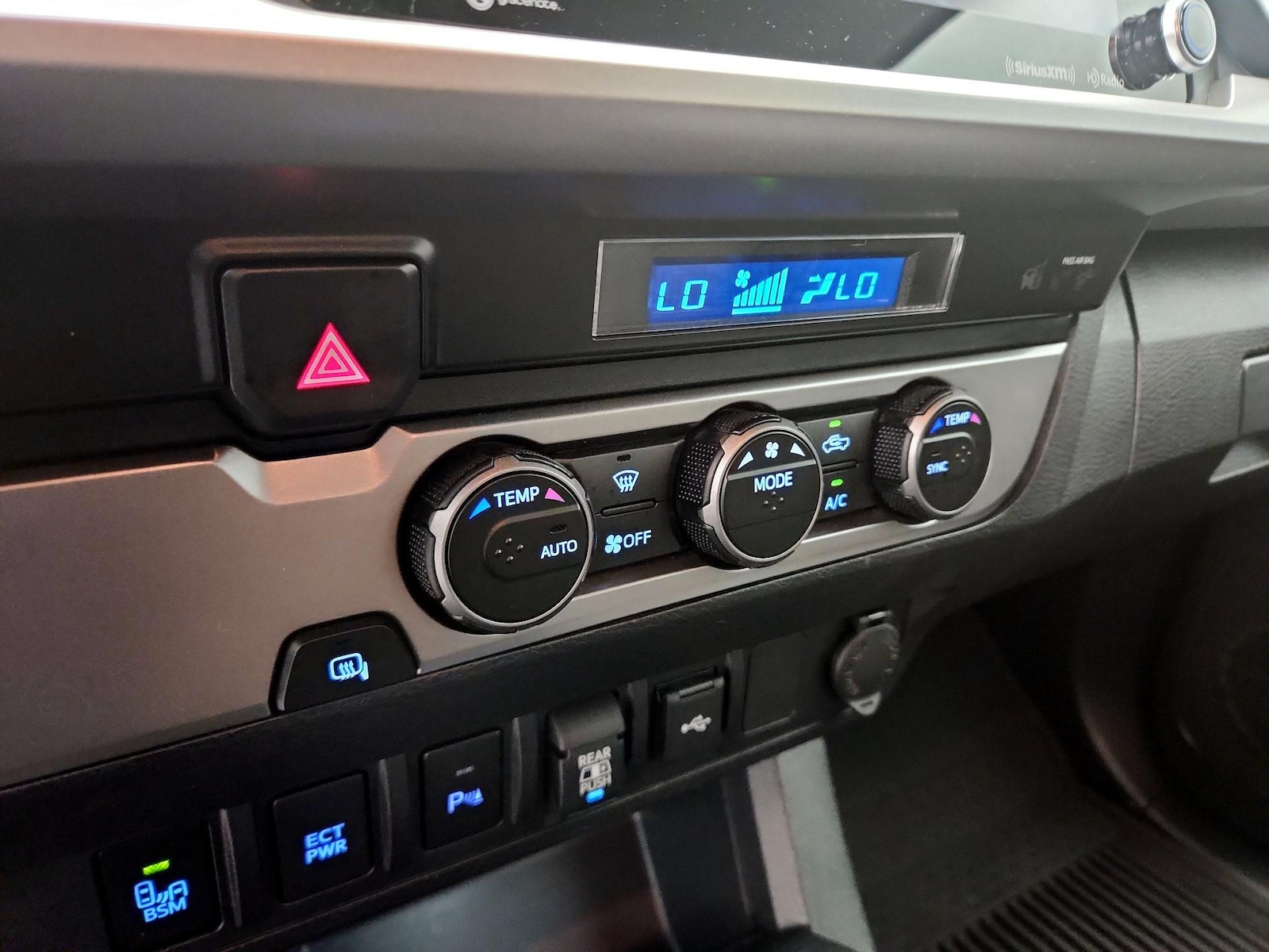2023 Toyota Tacoma SR5 - Photo 18