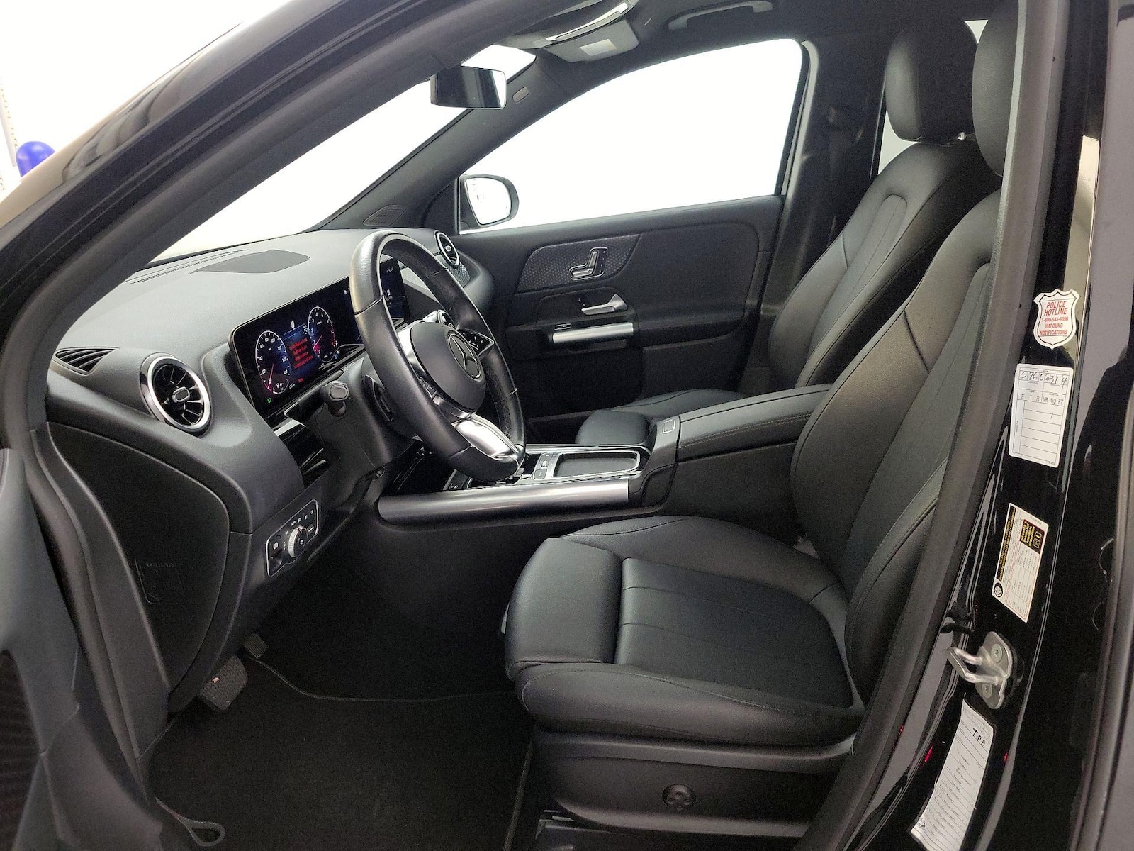Side Airbags & Leatherette Seats