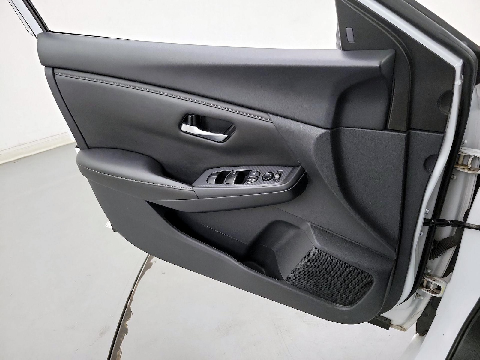 2024 Nissan Sentra SV - Photo 11