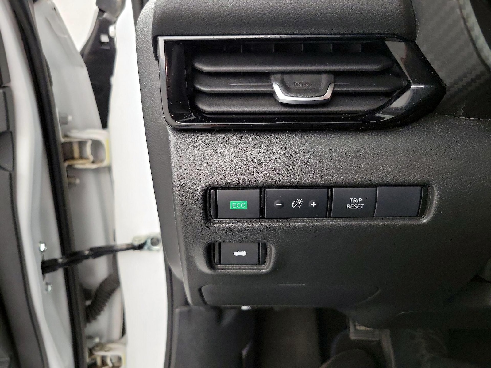 2024 Nissan Sentra SV - Photo 12