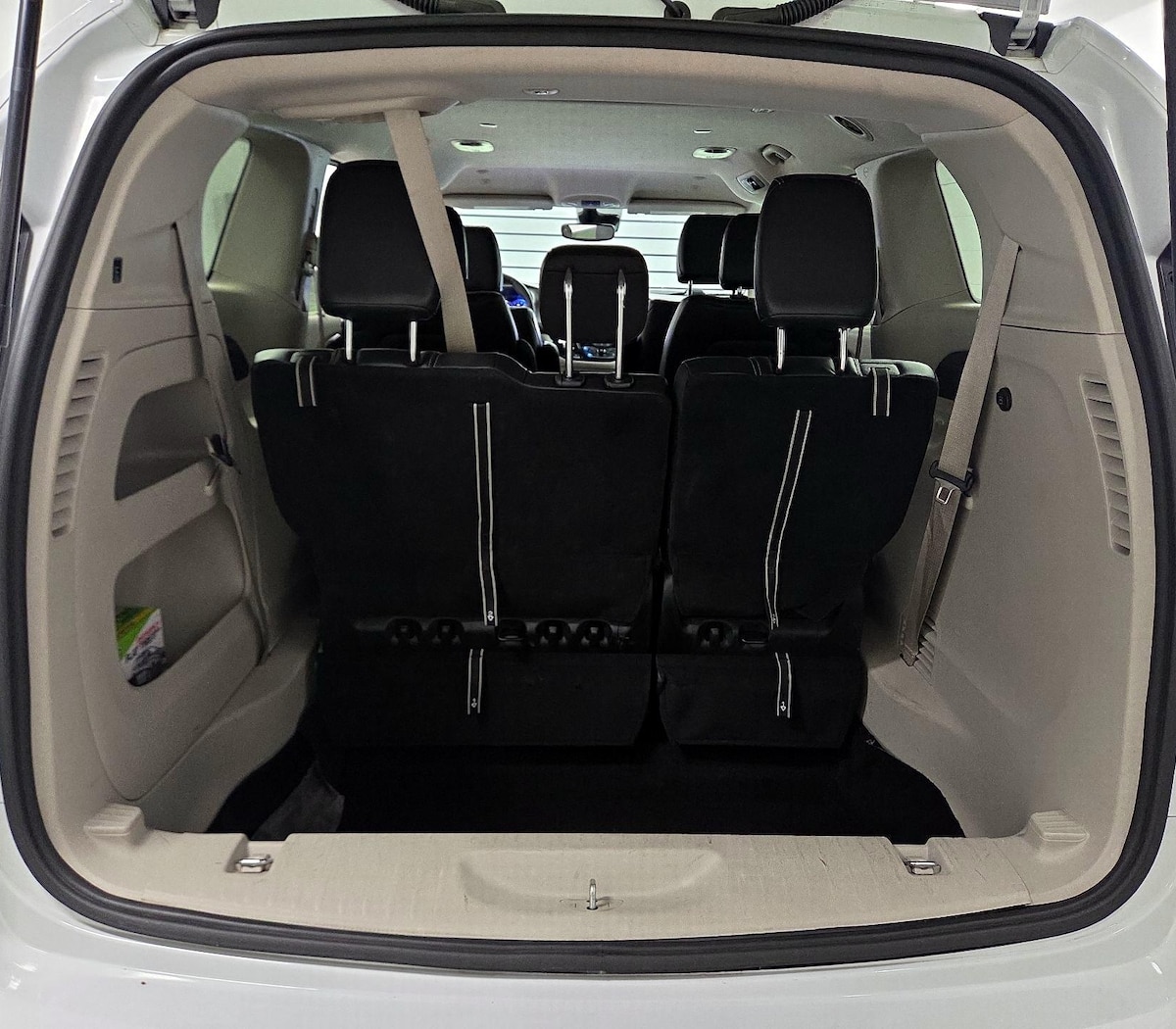 Trunk/Cargo (Seats Up)