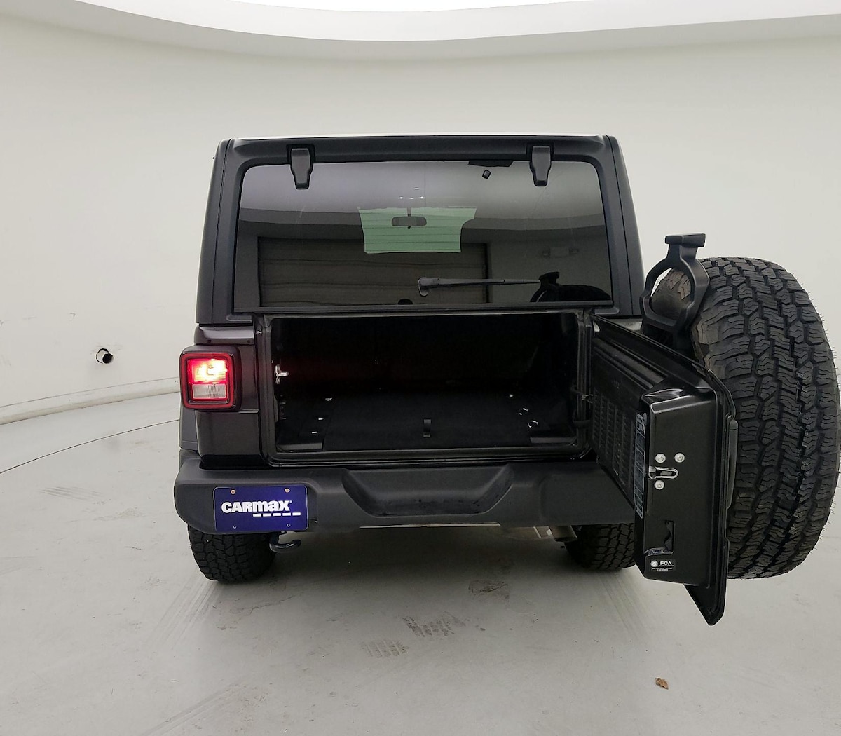 Trunk/Cargo (Seats Up)