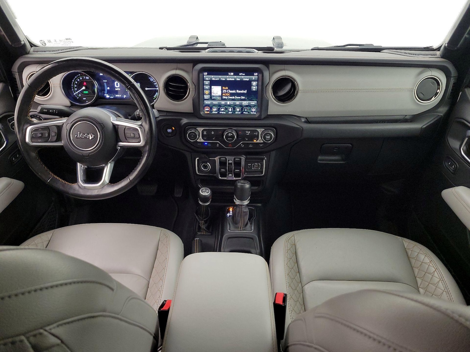 Apple CarPlay® & Android Auto™