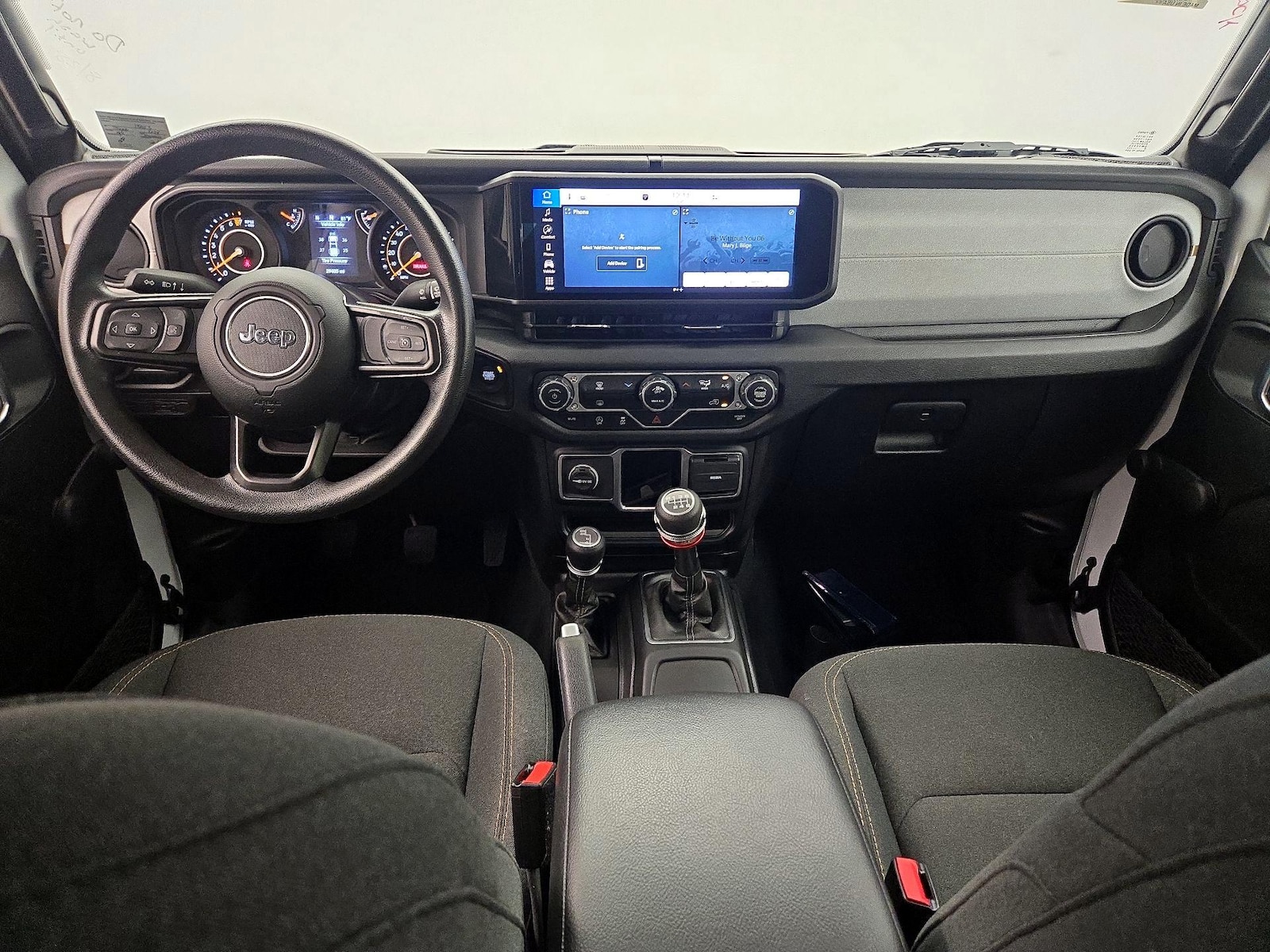 Apple CarPlay® & Android Auto™