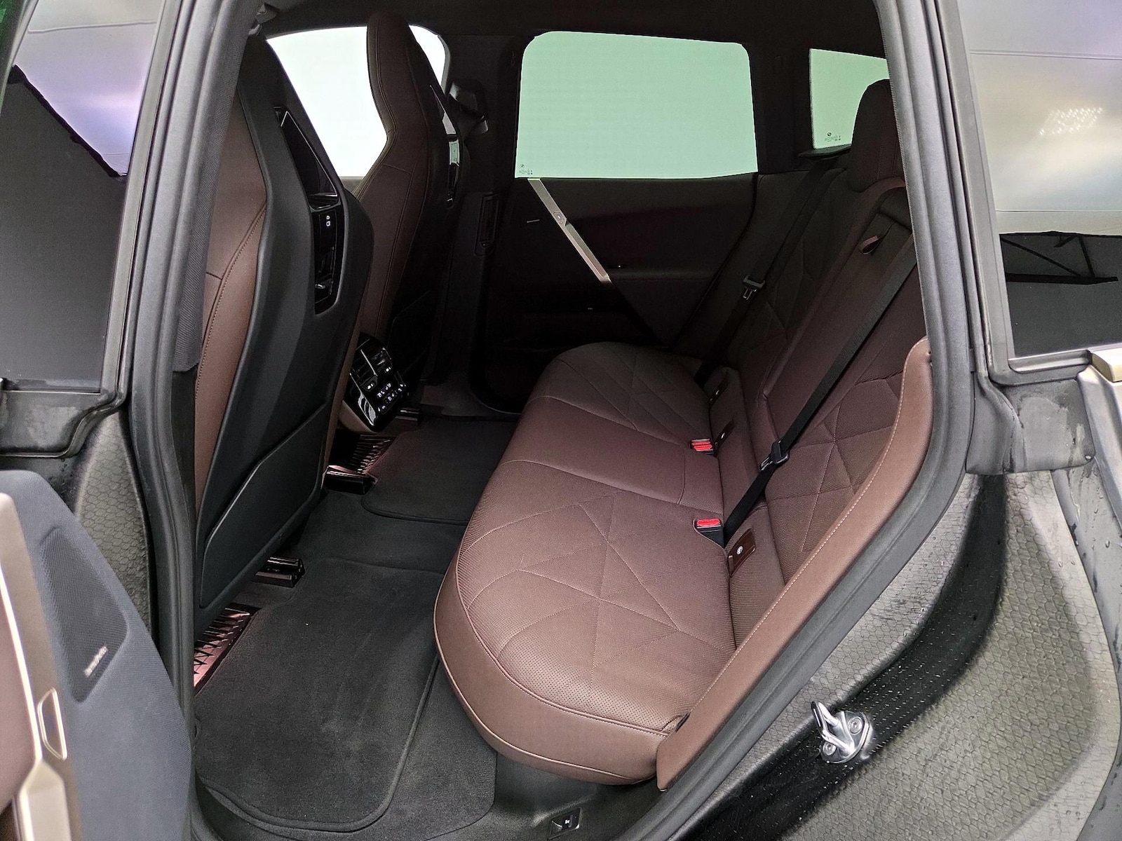 Rear Air Conditioning