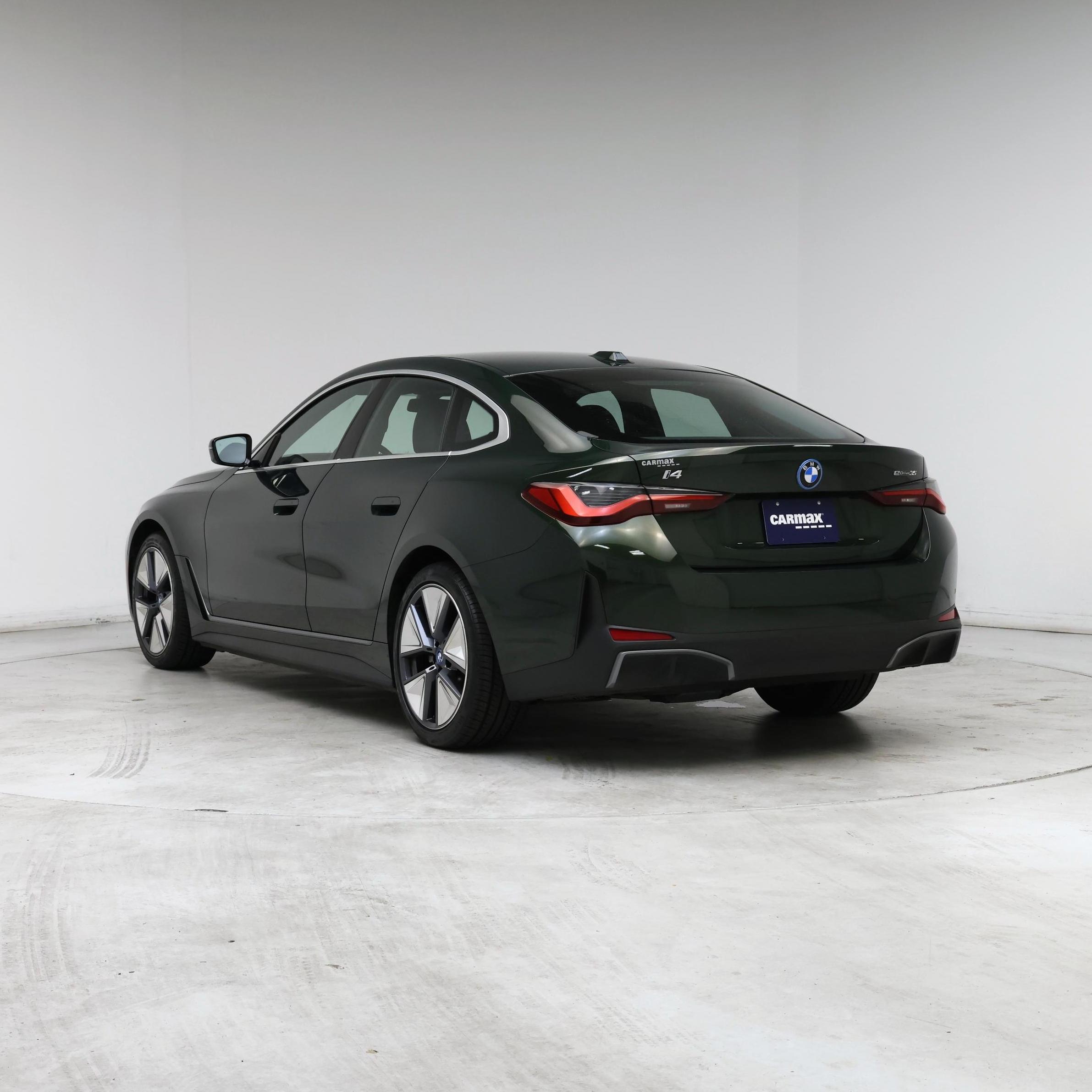 Thumbnail: 2023 BMW i4 - 2