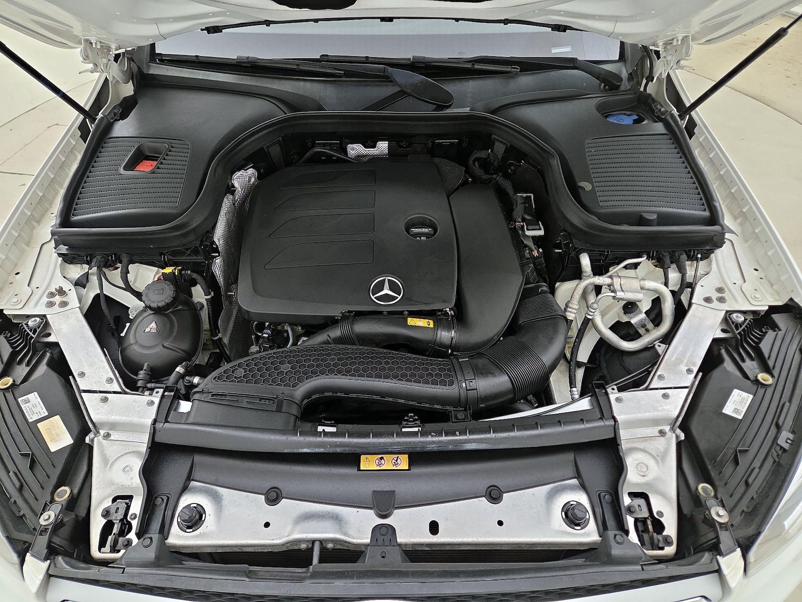 2021 Mercedes-Benz GLC GLC300 - Photo 22