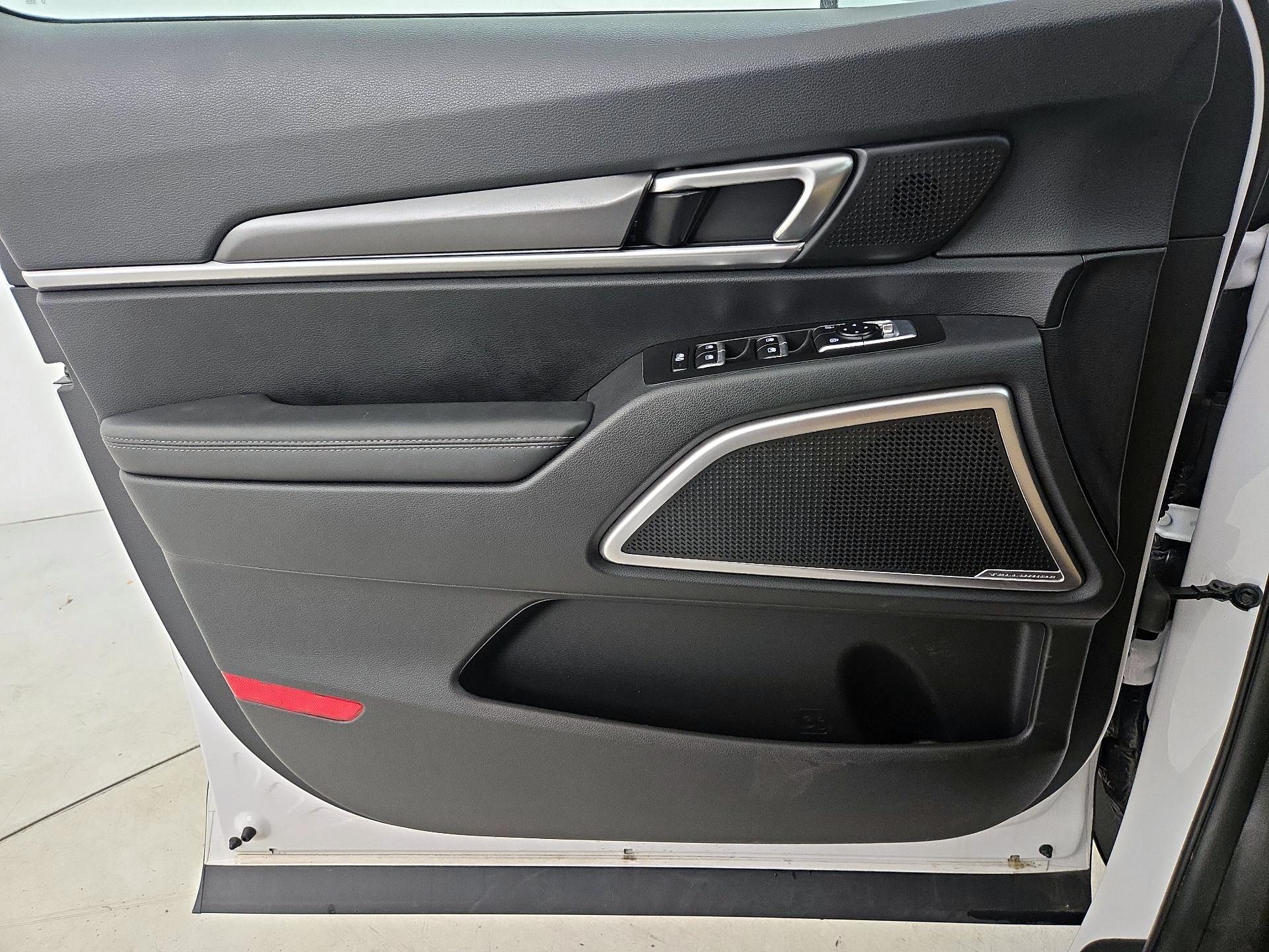 Thumbnail: 2025 Kia Telluride - 12