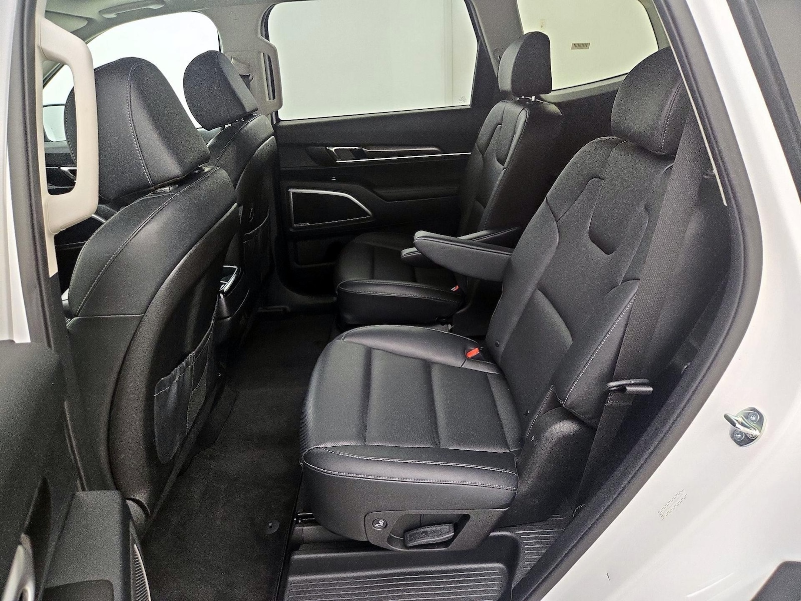 Rear Air Conditioning