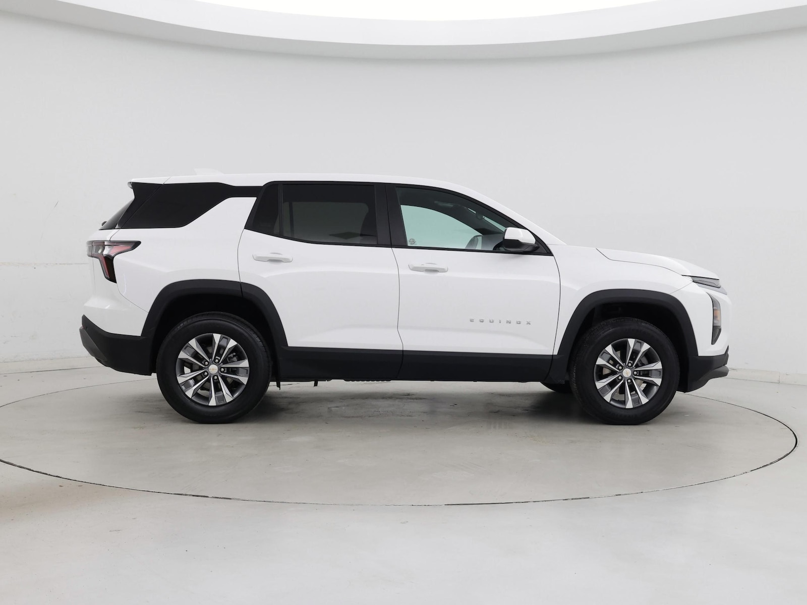2026 Chevrolet Equinox LT - Photo 8