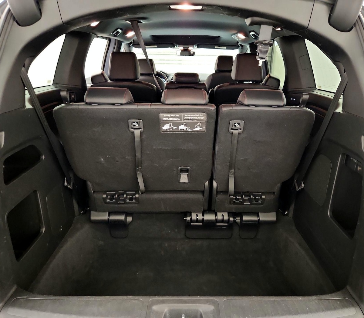 Trunk/Cargo (Seats Up)