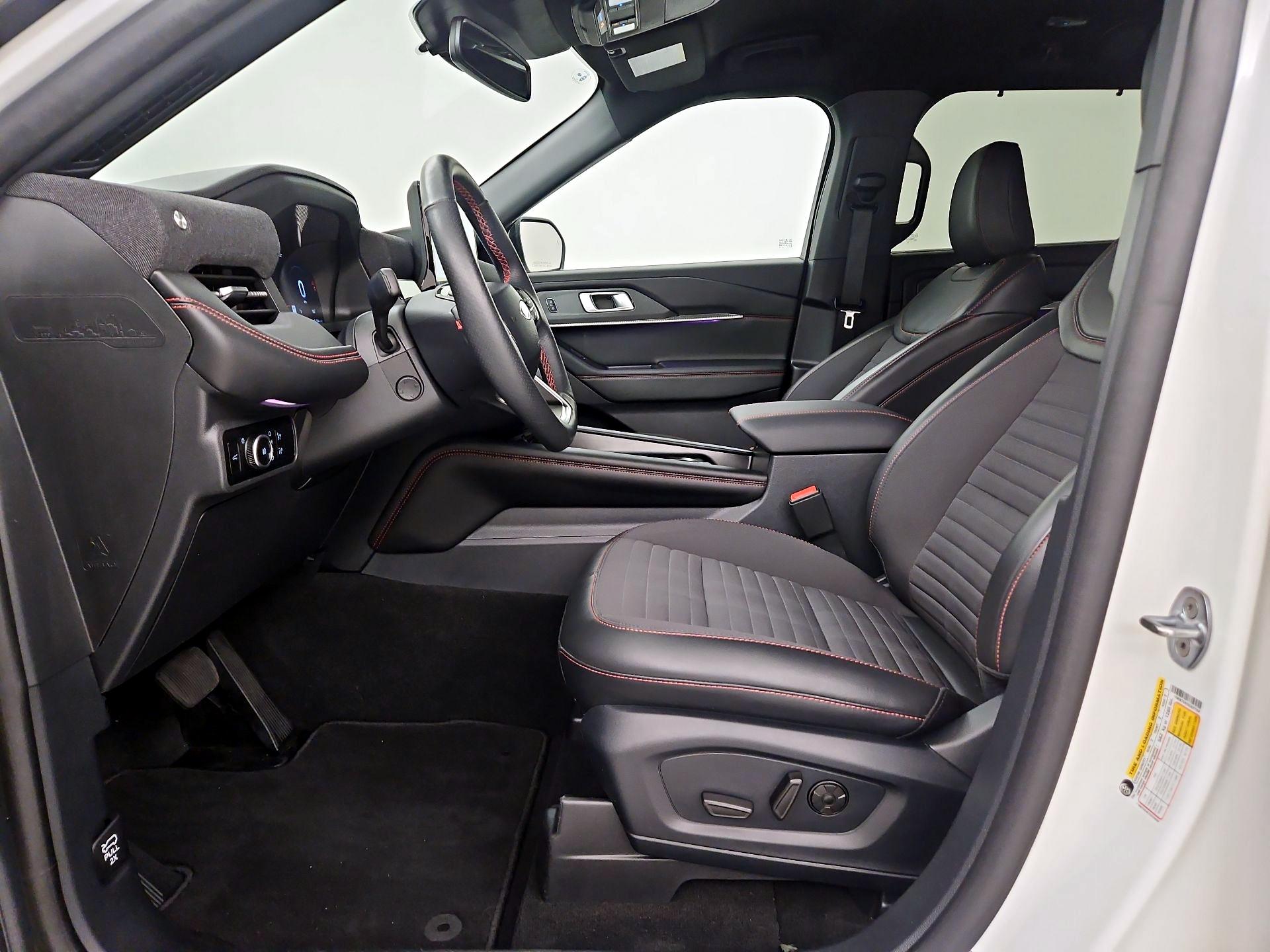 Thumbnail: 2025 Ford Explorer - 11