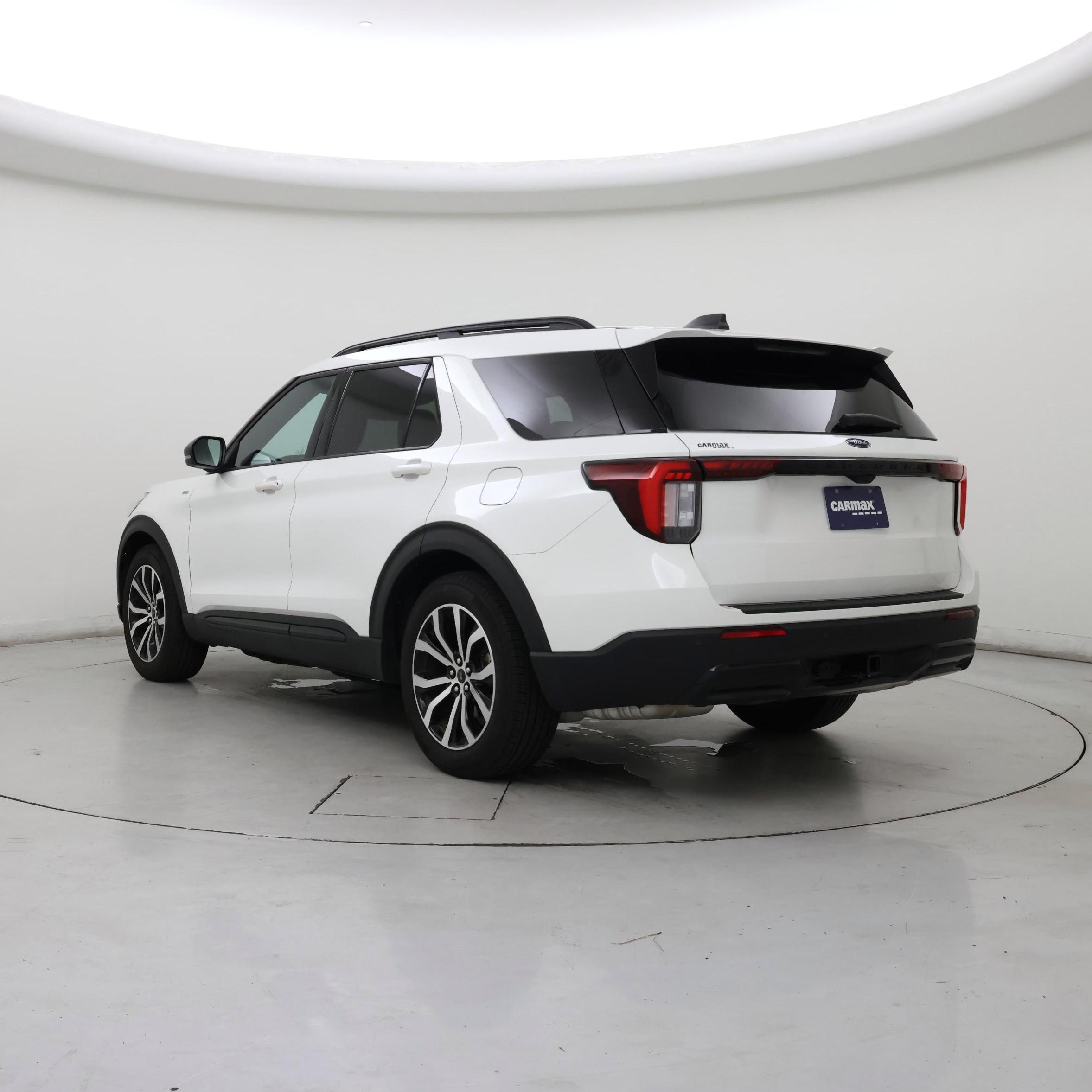 Thumbnail: 2025 Ford Explorer - 2