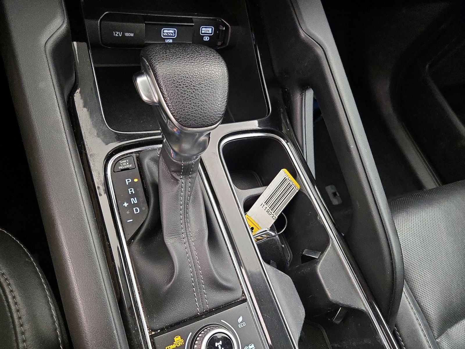 2020 Kia Telluride LX - Photo 18