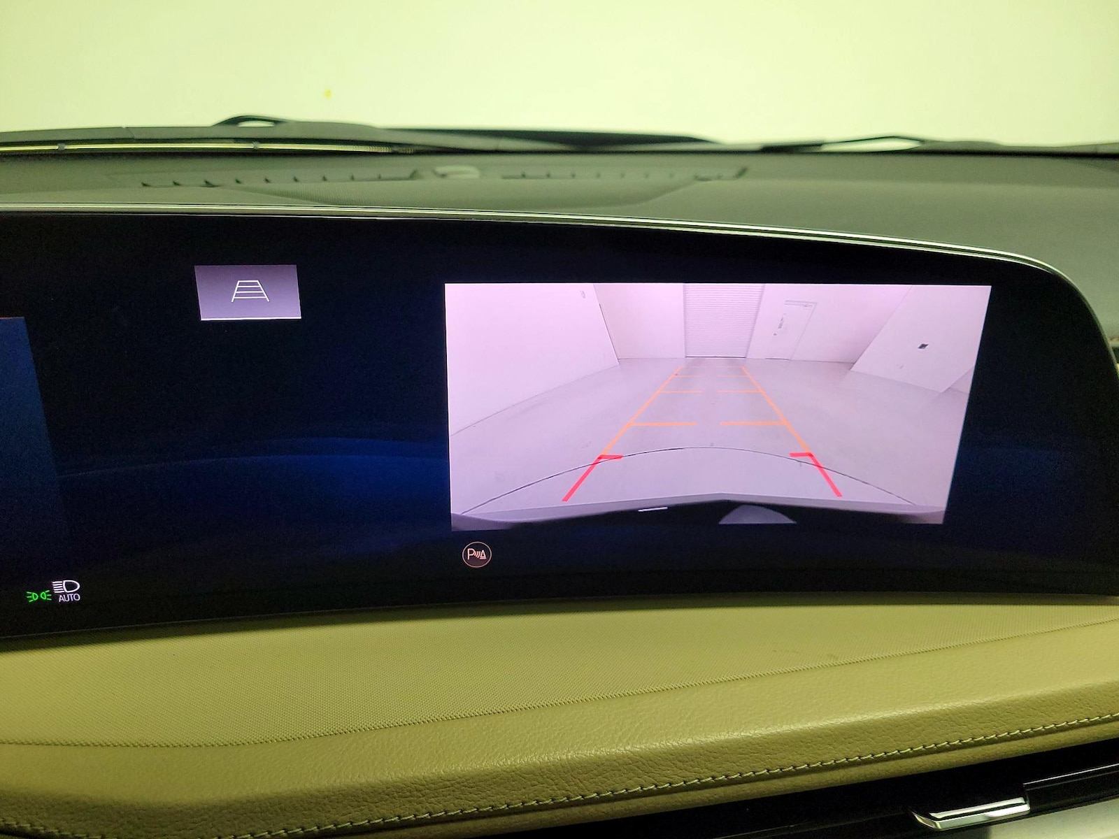 2024 Cadillac XT4 Luxury - Photo 16