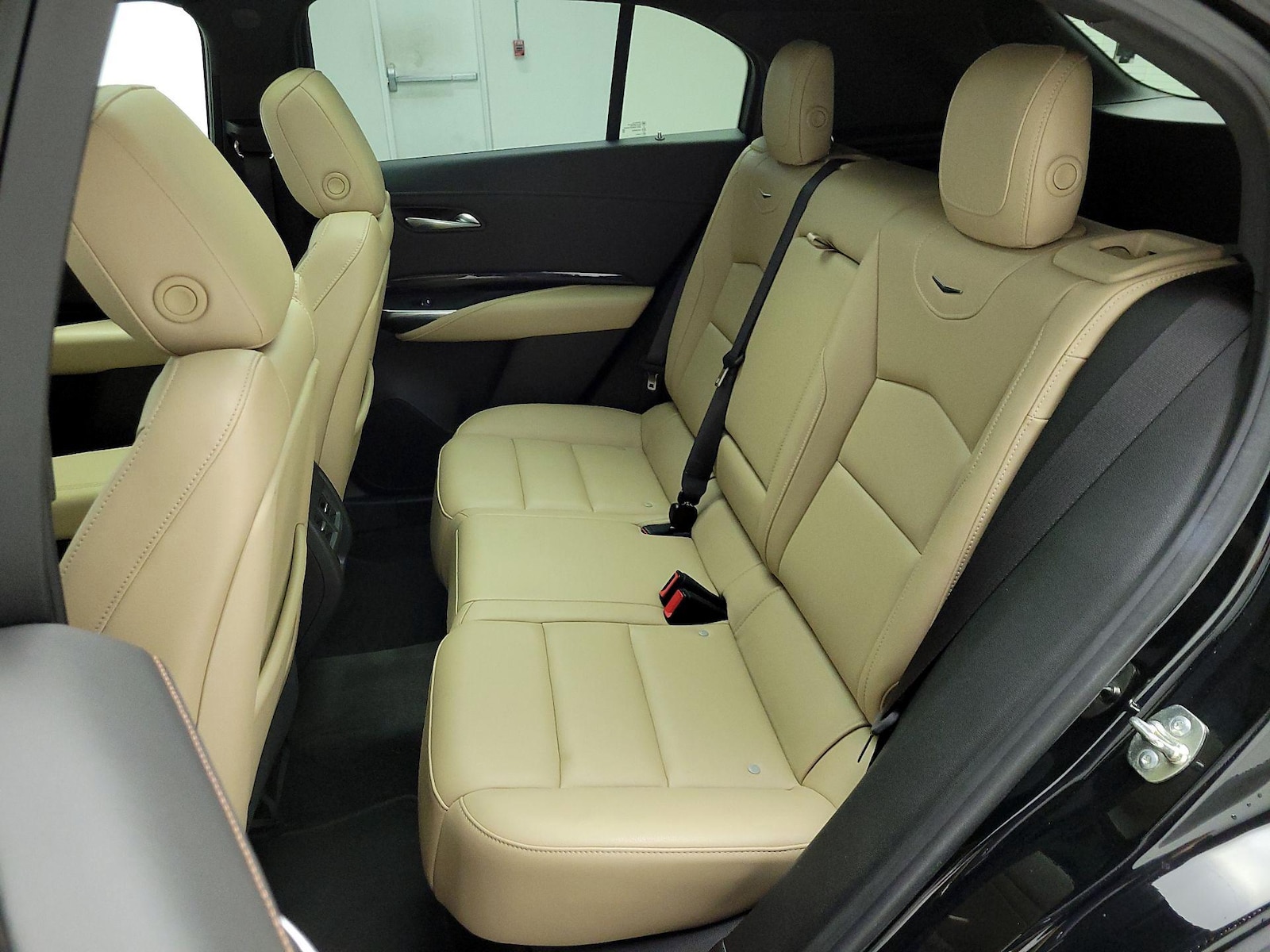 2024 Cadillac XT4 Luxury - Photo 22